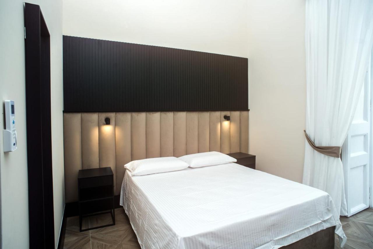 Fida Rooms เนเปิลส์ ภายนอก รูปภาพ