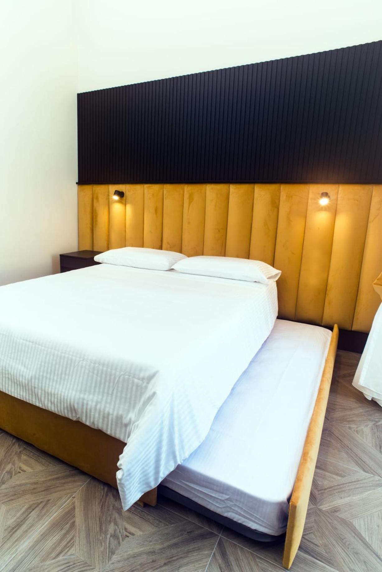 Fida Rooms เนเปิลส์ ภายนอก รูปภาพ